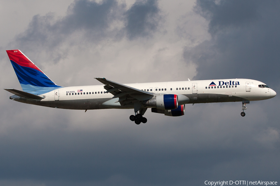 Delta Air Lines Boeing 757-232 (N630DL) | Photo 214434