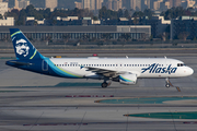 Alaska Airlines Airbus A320-214 (N630VA) at  Los Angeles - International, United States