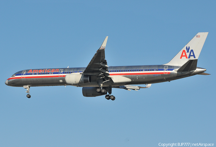 American Airlines Boeing 757-223 (N632AA) | Photo 386640