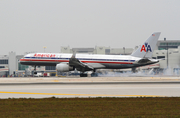 American Airlines Boeing 757-223 (N632AA) at  Miami - International, United States