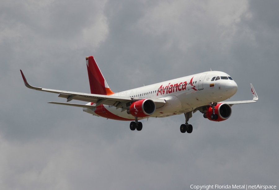 Avianca Airbus A320-214 (N632AV) | Photo 615636