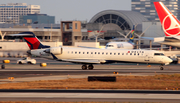 Delta Connection (SkyWest Airlines) Bombardier CRJ-702ER (N632SK) at  Los Angeles - International, United States