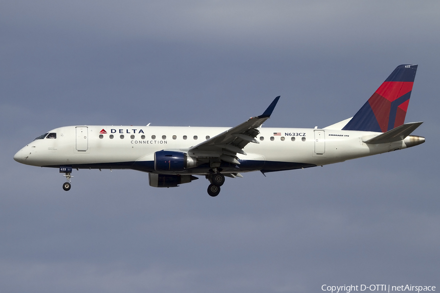Delta Connection (Compass Airlines) Embraer ERJ-175LR (ERJ-170-200LR) (N633CZ) | Photo 426243