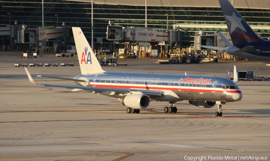 American Airlines Boeing 757-223 (N635AA) | Photo 295911