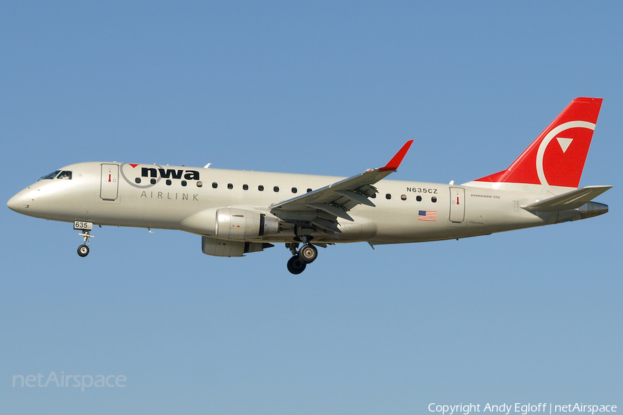 Delta Connection (Compass Airlines) Embraer ERJ-175LR (ERJ-170-200LR) (N635CZ) | Photo 189083