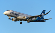 Alaska Airlines (Horizon) Embraer ERJ-175LR (ERJ-170-200LR) (N635QX) at  Portland - International, United States