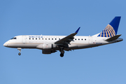 United Express (Shuttle America) Embraer ERJ-170SE (ERJ-170-100SE) (N637RW) at  Windsor Locks - Bradley International, United States
