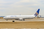 United Airlines Boeing 737-924(ER) (N63820) at  Chicago - O'Hare International, United States