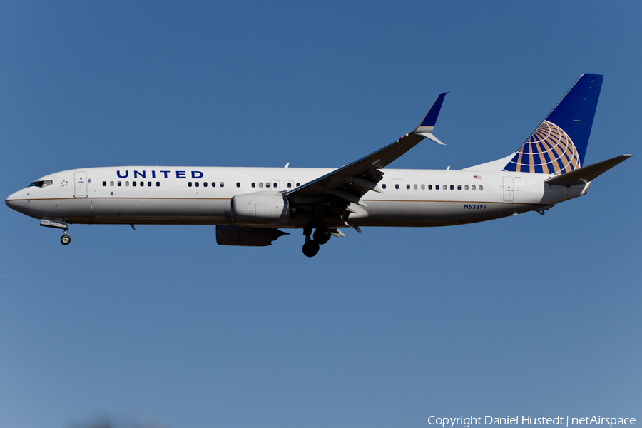 United Airlines Boeing 737-924(ER) (N63899) | Photo 449963