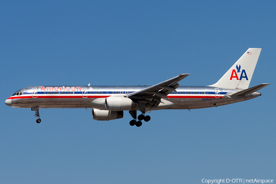 American Airlines Boeing 757-223 (N638AA) | Photo 183252