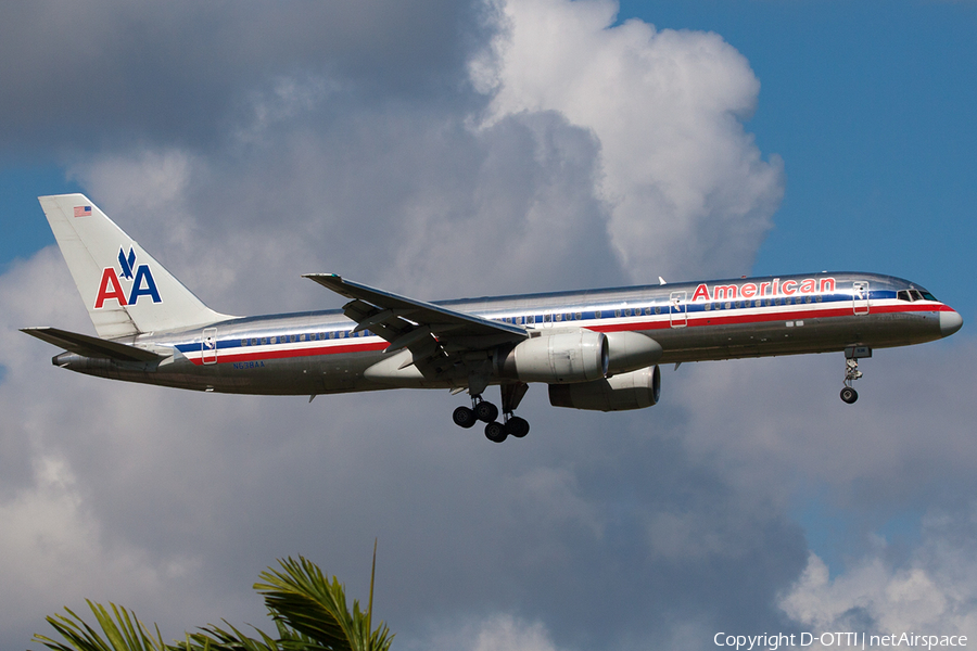 American Airlines Boeing 757-223 (N638AA) | Photo 228601