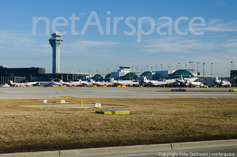 American Eagle Embraer ERJ-145LR (N639AE) | Photo 8966