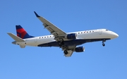Delta Connection (Compass Airlines) Embraer ERJ-175LR (ERJ-170-200LR) (N639CZ) at  Los Angeles - International, United States