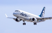 Alaska Airlines (Horizon) Embraer ERJ-175LR (ERJ-170-200LR) (N639QX) at  Everett - Snohomish County/Paine Field, United States