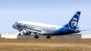 Alaska Airlines (Horizon) Embraer ERJ-175LR (ERJ-170-200LR) (N639QX) at  Everett - Snohomish County/Paine Field, United States