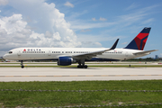 Delta Air Lines Boeing 757-232 (N640DL) at  Ft. Lauderdale - International, United States