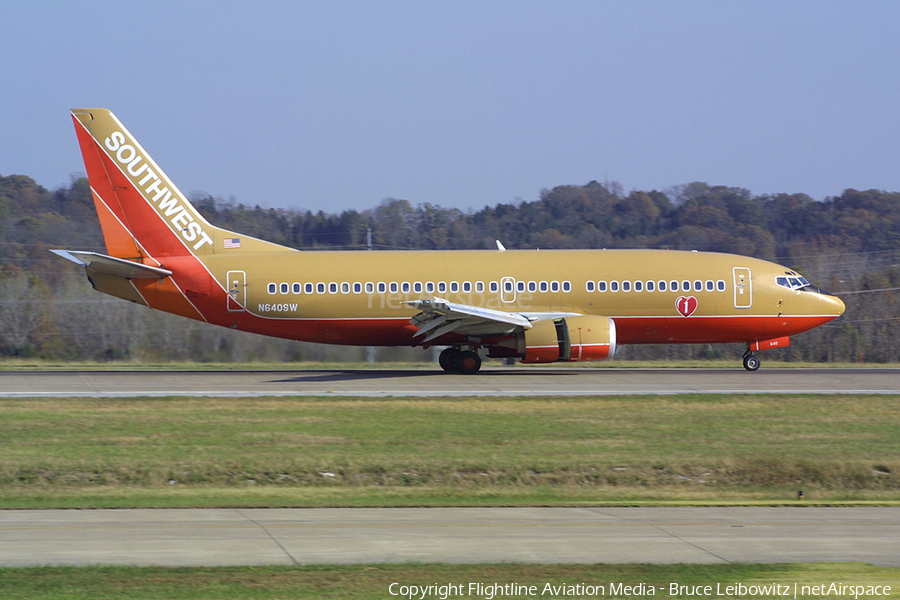 Southwest Airlines Boeing 737-3H4 (N640SW) | Photo 184366
