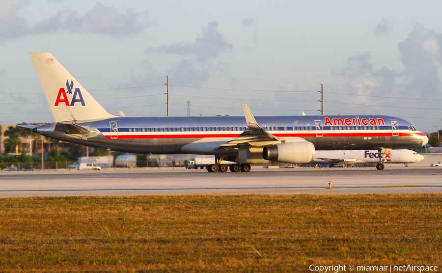 American Airlines Boeing 737-823 (N641AA) | Photo 2147