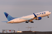 United Airlines Boeing 767-322(ER) (N641UA) at  Newark - Liberty International, United States