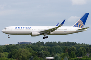 United Airlines Boeing 767-322(ER) (N641UA) at  Hamburg - Fuhlsbuettel (Helmut Schmidt), Germany