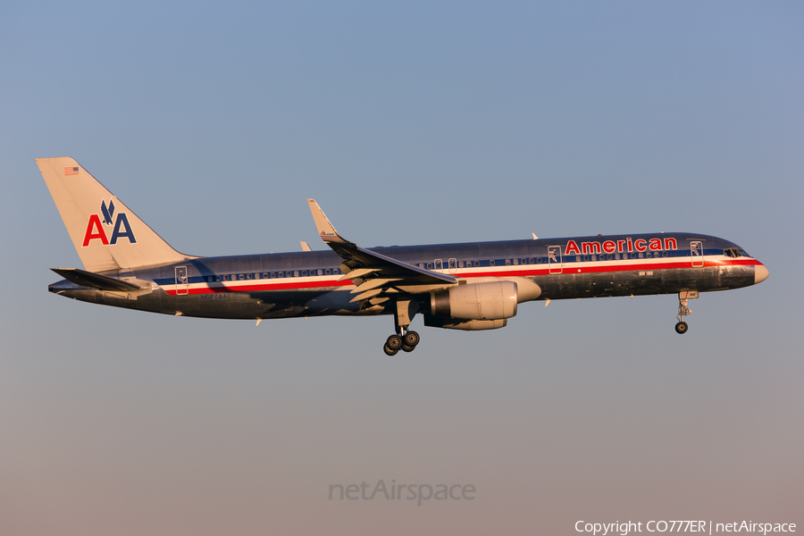 American Airlines Boeing 757-223 (N642AA) | Photo 95201