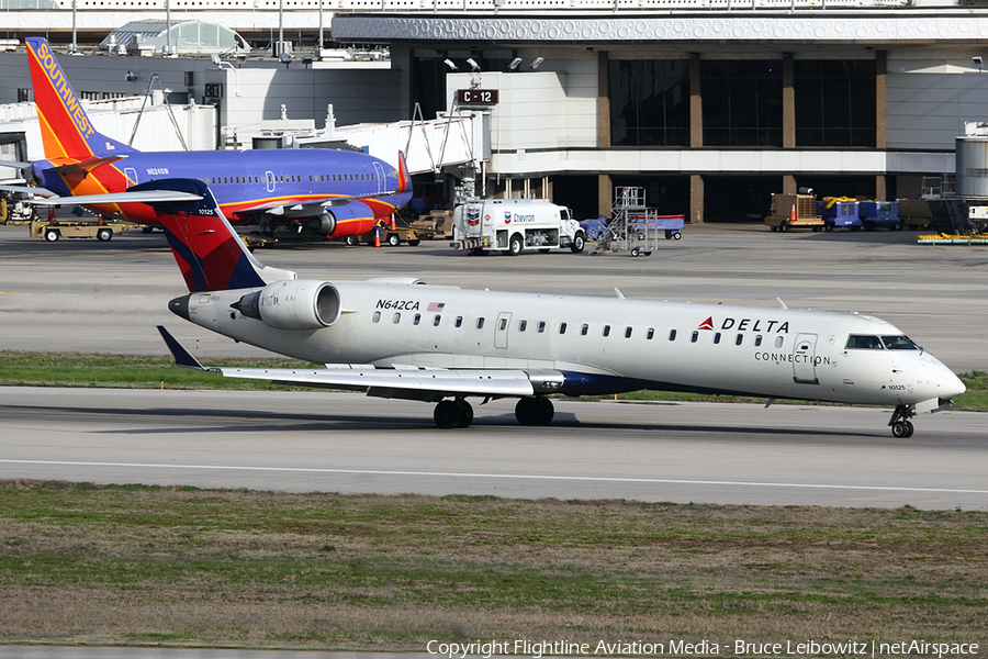 Delta Connection (Comair) Bombardier CRJ-701 (N642CA) | Photo 150370