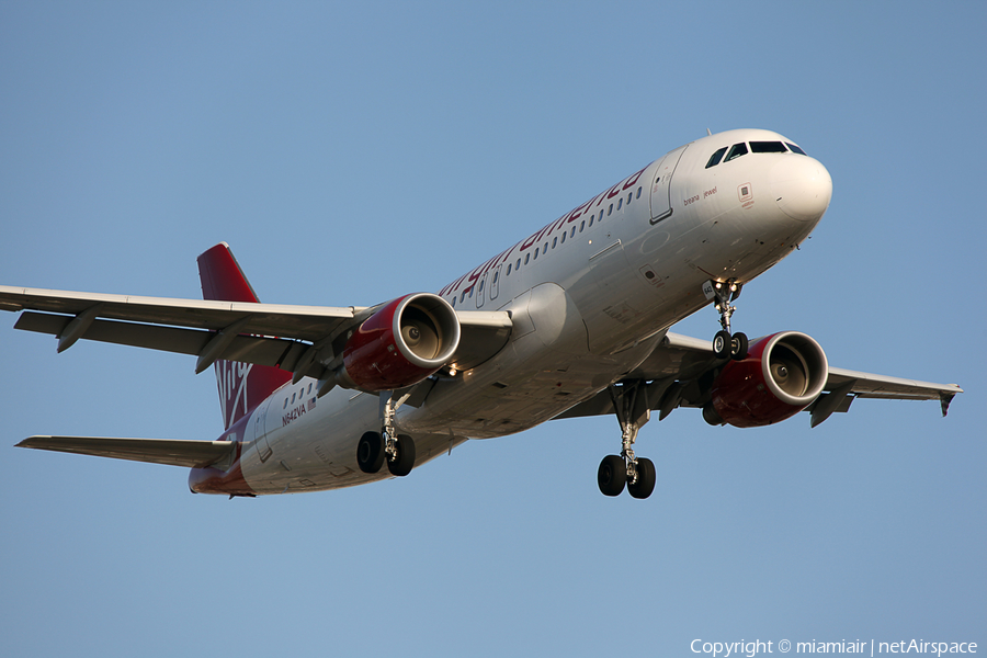 Virgin America Airbus A320-214 (N642VA) | Photo 12779
