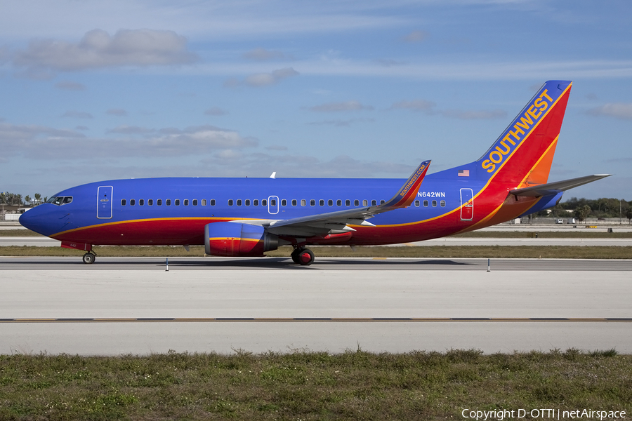 Southwest Airlines Boeing 737-3H4 (N642WN) | Photo 431648