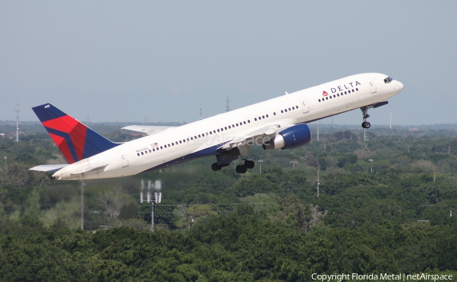 Delta Air Lines Boeing 757-232 (N643DL) | Photo 301171
