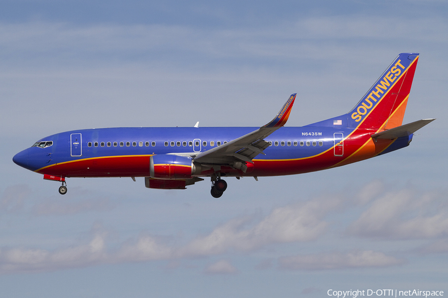 Southwest Airlines Boeing 737-3H4 (N643SW) | Photo 341771