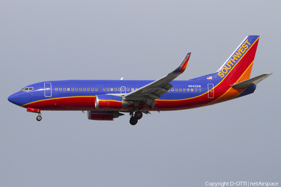 Southwest Airlines Boeing 737-3H4 (N643SW) | Photo 428649