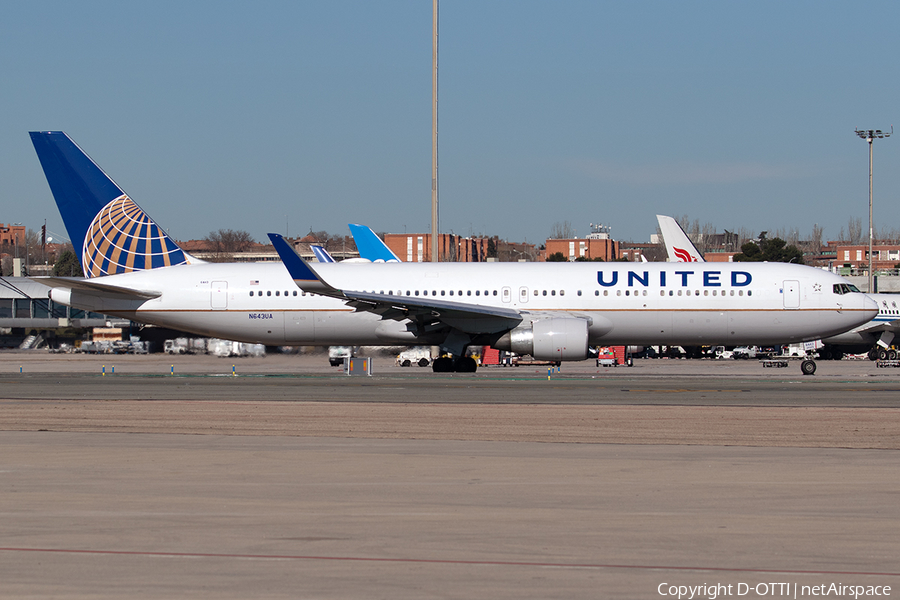 United Airlines Boeing 767-322(ER) (N643UA) | Photo 375381