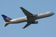 United Airlines Boeing 767-322(ER) (N643UA) at  Chicago - O'Hare International, United States