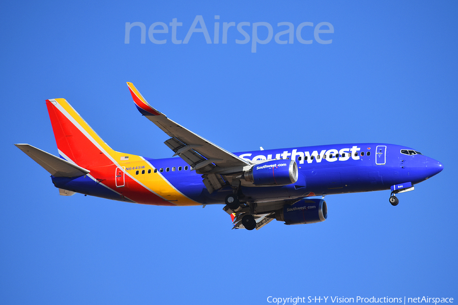 Southwest Airlines Boeing 737-3H4 (N644SW) | Photo 137450
