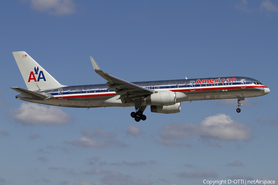 American Airlines Boeing 757-223 (N645AA) | Photo 431149