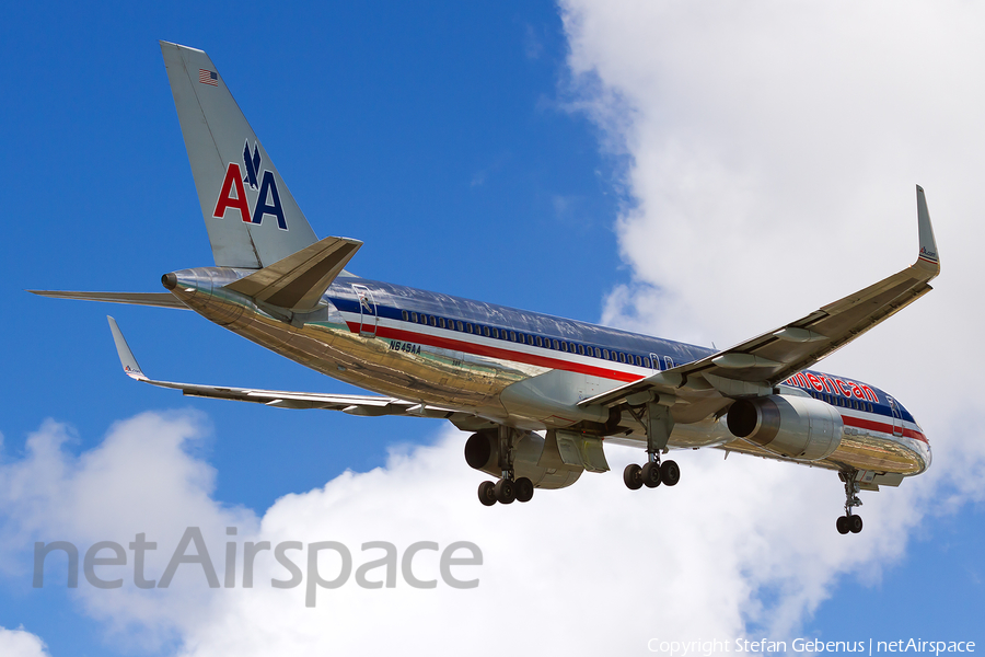 American Airlines Boeing 757-223 (N645AA) | Photo 45330