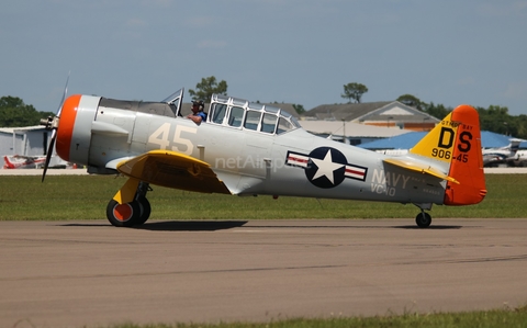 (Private) North American SNJ-5 Texan (N645DS) at  Lakeland - Regional, United States