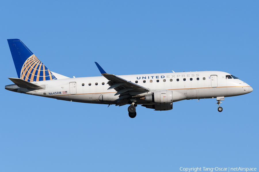 United Express (Republic Airlines) Embraer ERJ-170SE (ERJ-170-100SE) (N645RW) | Photo 524607