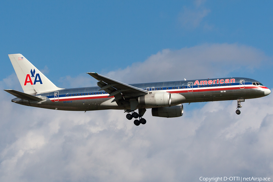 American Airlines Boeing 757-223 (N646AA) | Photo 215027