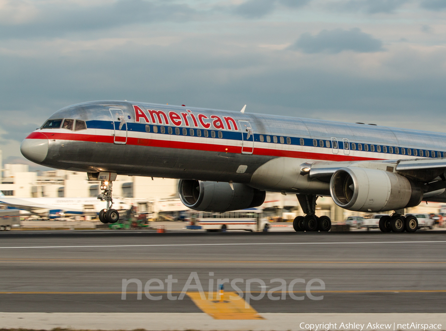 American Airlines Boeing 757-223 (N646AA) | Photo 66118