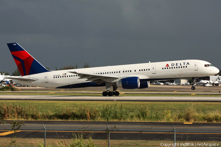 Delta Air Lines Boeing 757-232 (N646DL) | Photo 373329