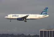 JetBlue Airways Airbus A320-232 (N646JB) at  Los Angeles - International, United States
