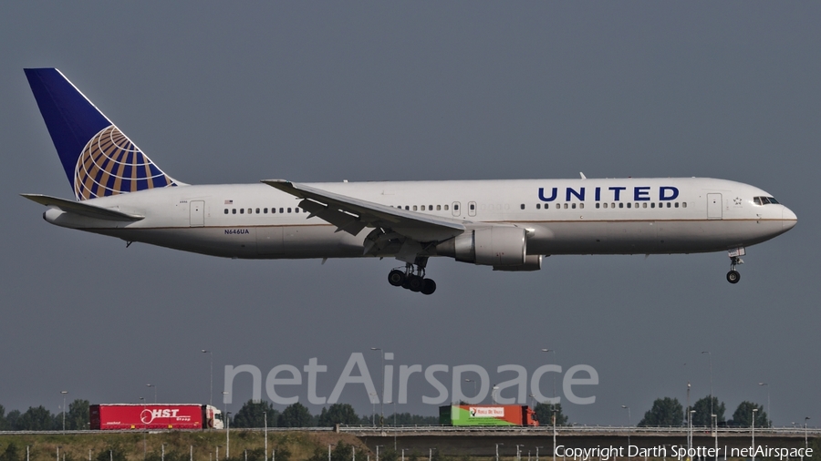 United Airlines Boeing 767-322(ER) (N646UA) | Photo 230521