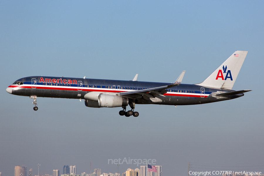American Airlines Boeing 757-223 (N647AM) | Photo 38126