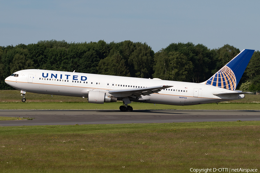 United Airlines Boeing 767-322(ER) (N647UA) | Photo 168058