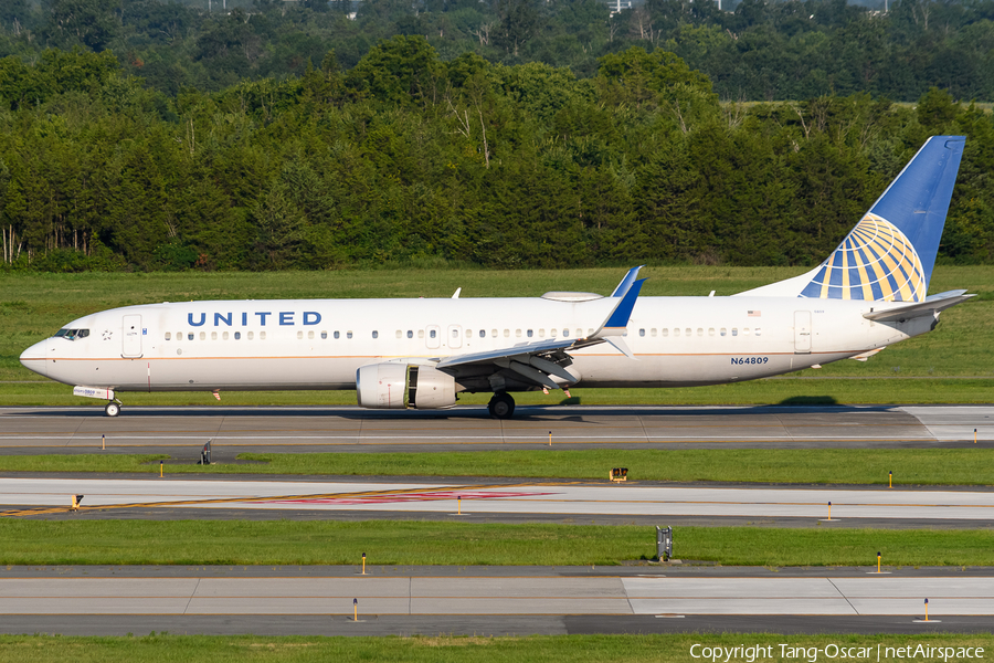 United Airlines Boeing 737-924(ER) (N64809) | Photo 522998