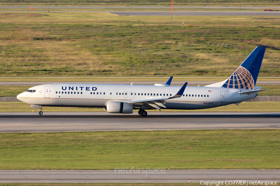 United Airlines Boeing 737-924(ER) (N64809) | Photo 289751
