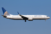 United Airlines Boeing 737-924(ER) (N64844) at  Newark - Liberty International, United States