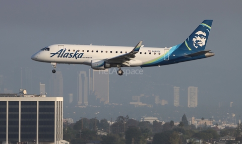 Alaska Airlines (Horizon) Embraer ERJ-175LR (ERJ-170-200LR) (N648QX) at  Los Angeles - International, United States