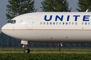 United Airlines Boeing 767-322(ER) (N648UA) at  Amsterdam - Schiphol, Netherlands